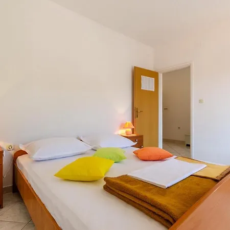 Katica's Place Апартаменты Прижба