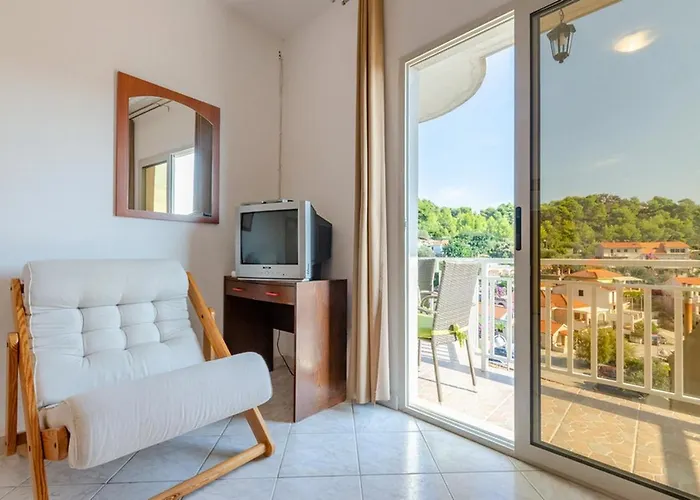 Katica's Place 프리즈바